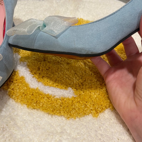 Light blue square heel with chiffon bow, Jifumei brand size 8 - Picture 5 of 12